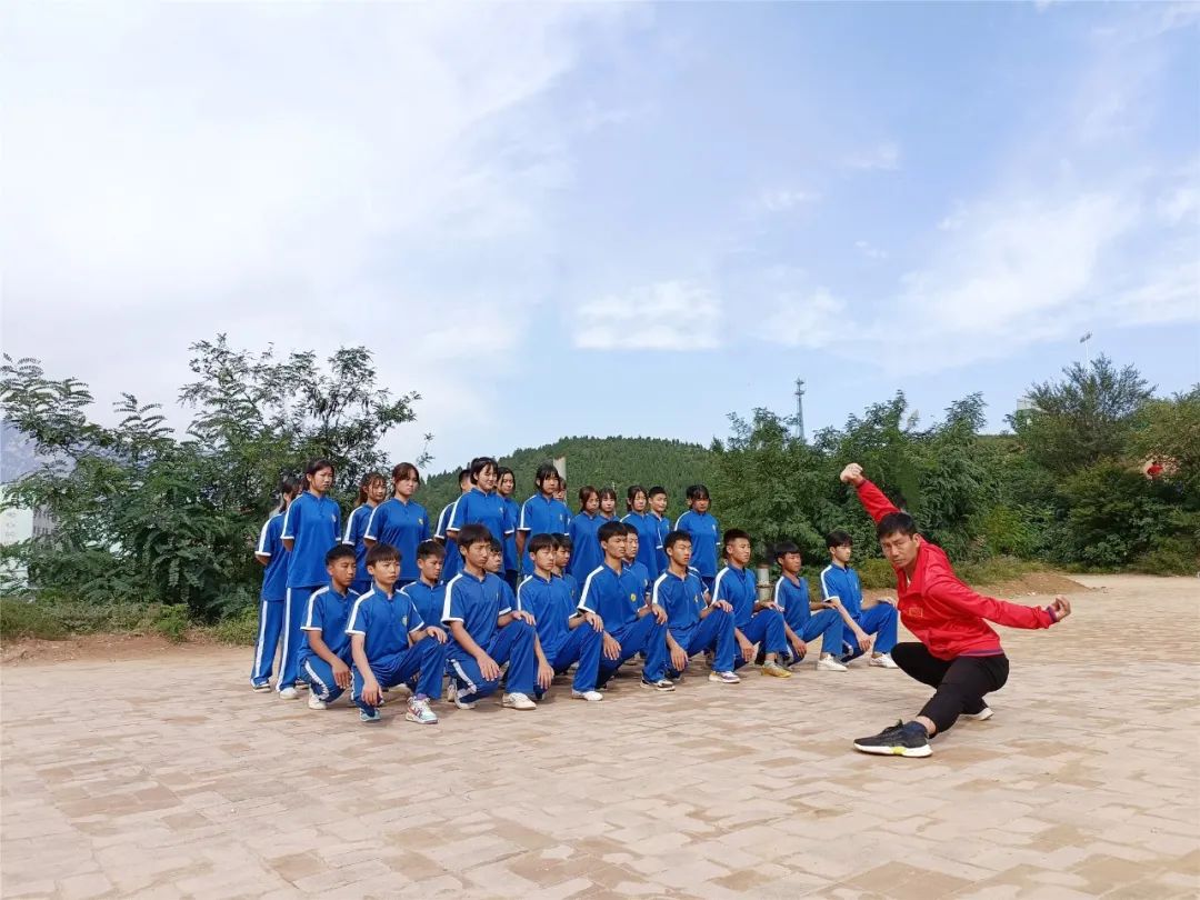 賡續(xù)百年初心，擔(dān)當(dāng)育人使命｜優(yōu)秀教練展播——馬玉春