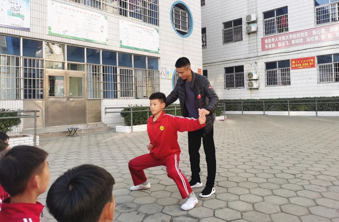 「美麗鵝坡」孩子不想學(xué)武術(shù)，應(yīng)該引導(dǎo)堅持還是讓之放棄？